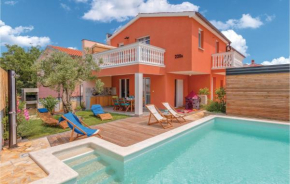 Beautiful Home In Barbariga With Kitchen